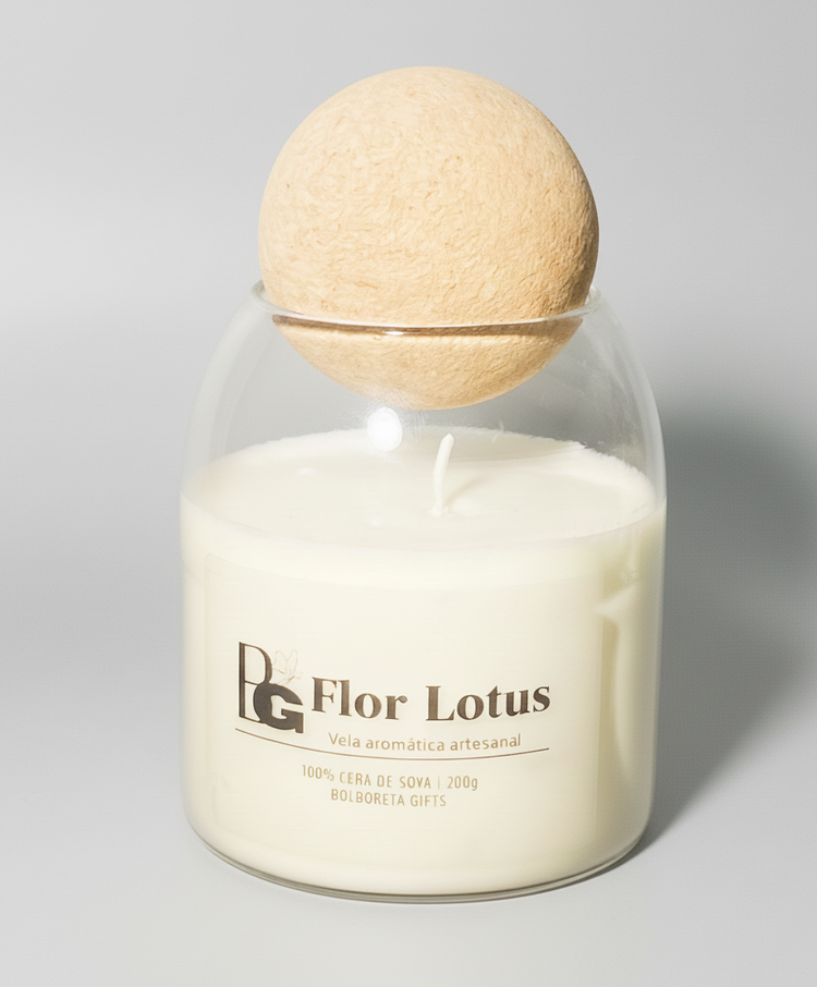 Velas en Contenedor Decorativo